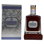 Unhiq XO Unique Malt Rum 42% Vol. 0,5l en boîte cadeau
