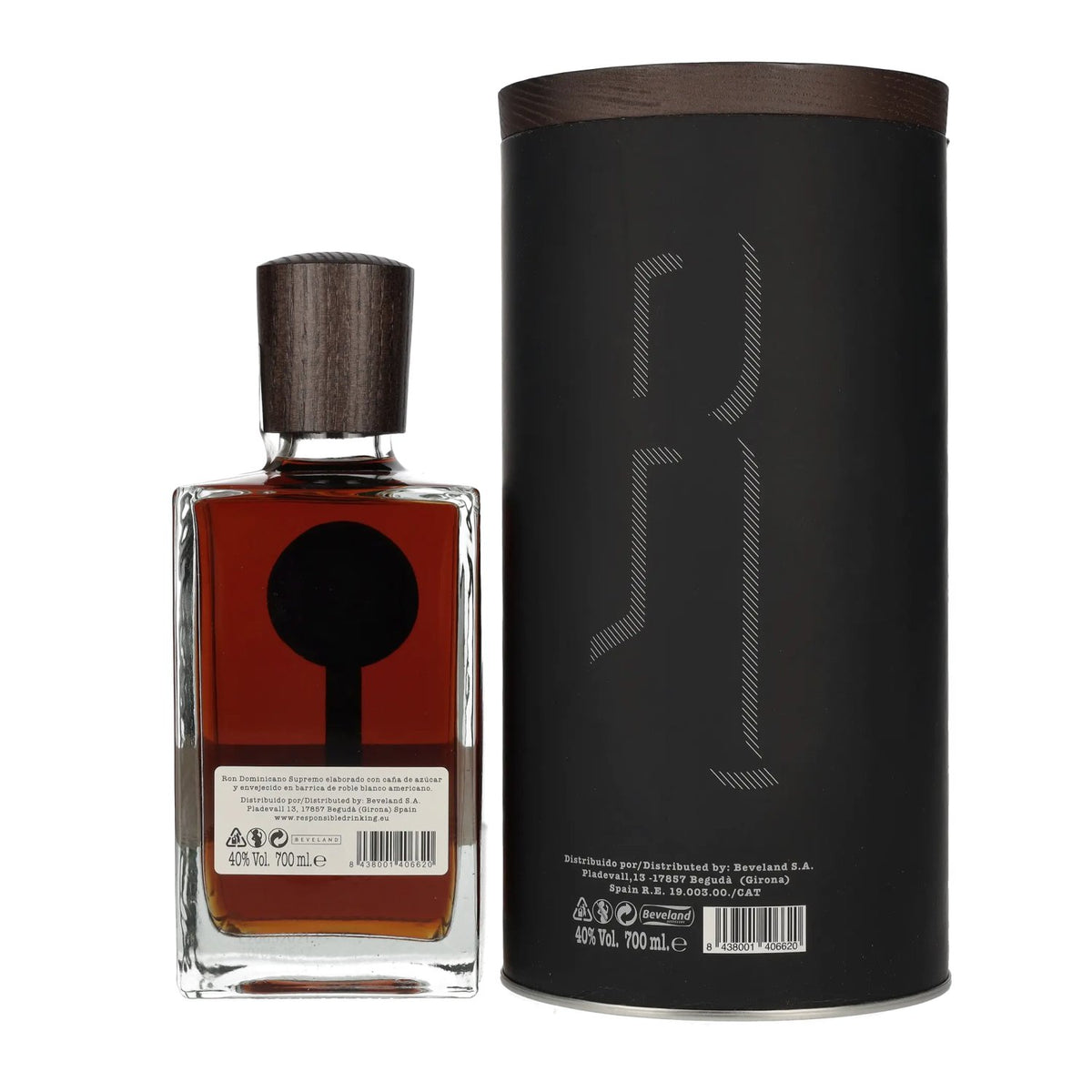 Relicario Ron Dominicano Supremo 40% ABV, 0.7 litres, in a gift box