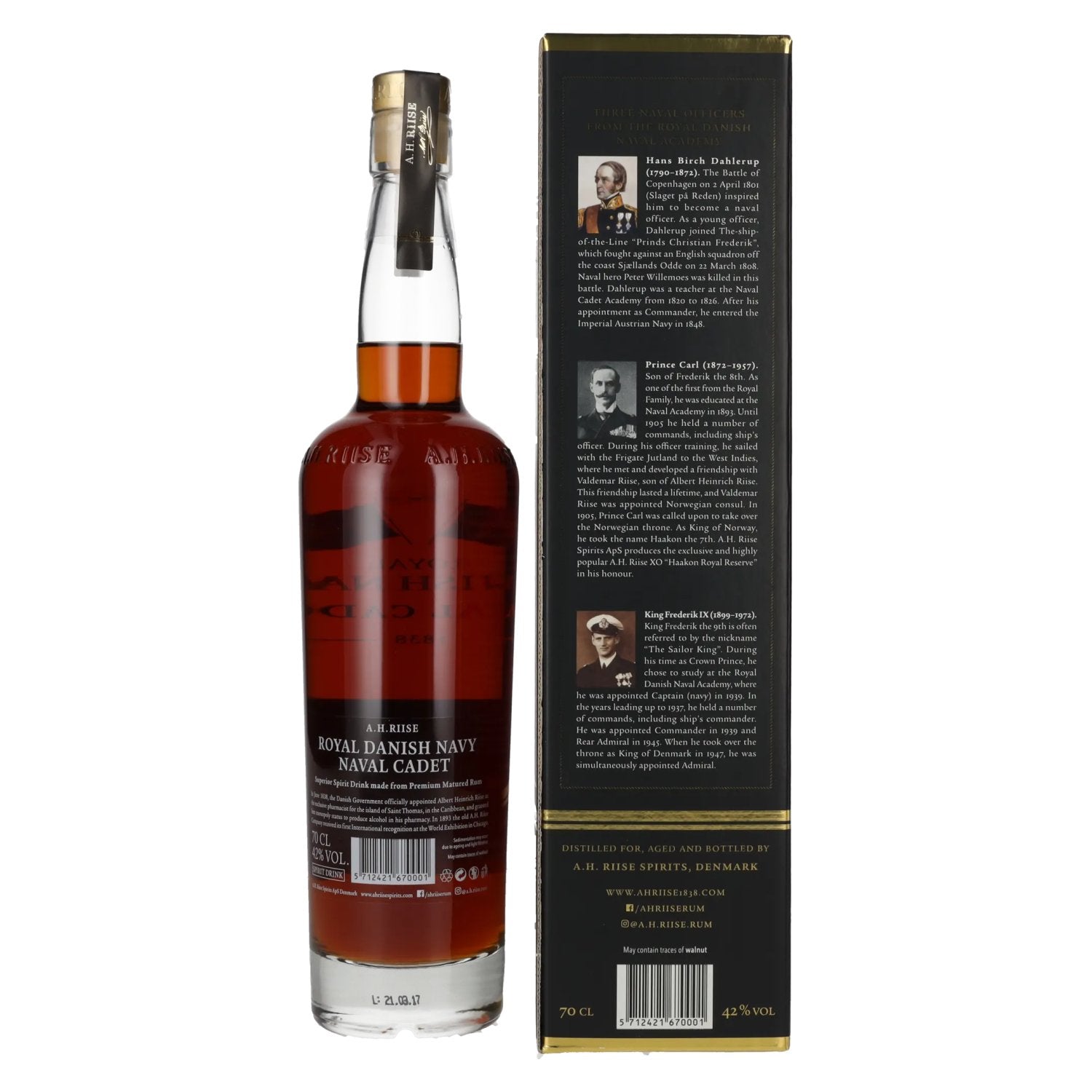 A.H. Riise Royal DANISH NAVY NAVAL CADET Superior Spirit Drink 42% Vol. 0,7l in gift box