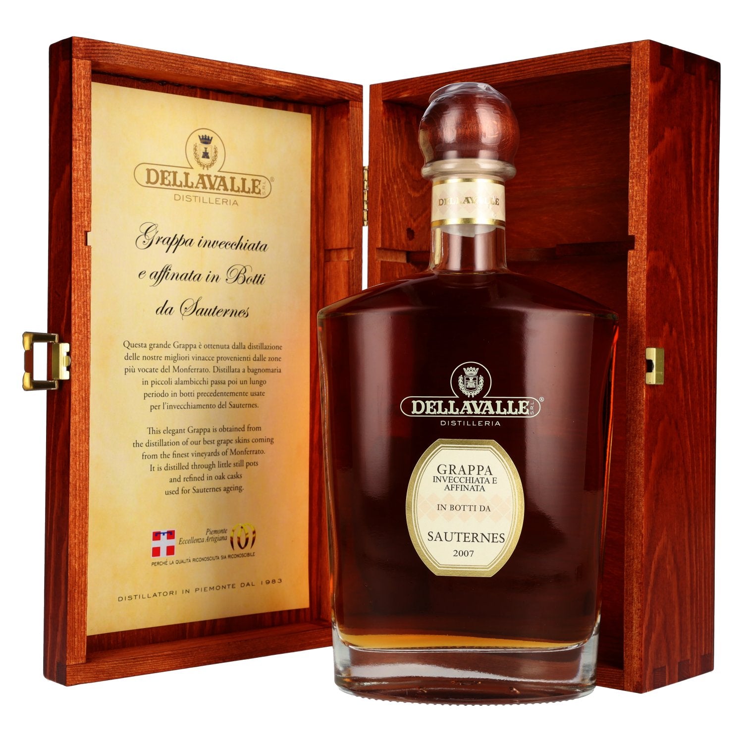 Dellavalle Grappa, gerijpt in Sauternes-vaten, 2007, 42% vol., 0,7 l, in houten kist