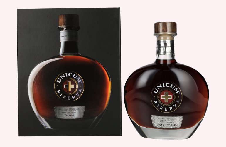 Zwack Unicum Riserva 40% Vol. 0,7l en boîte cadeau