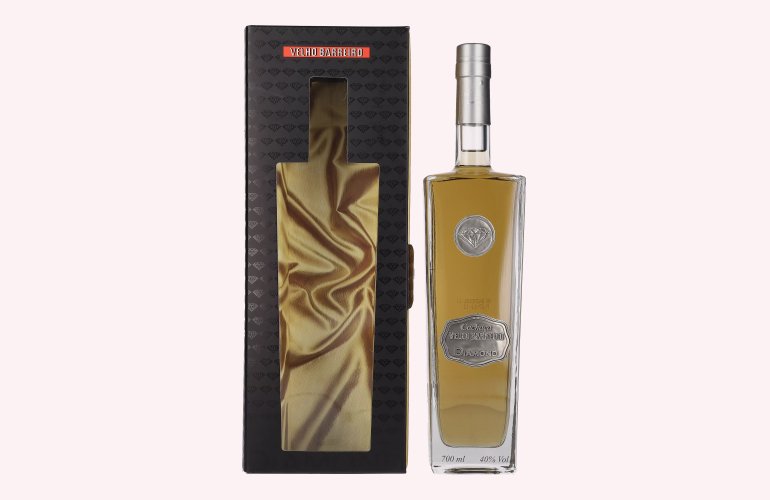 Velho Barreiro DIAMOND Cachaça 40% Vol. 0,7l in Geschenkbox