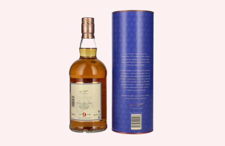 Glenfarclas 9 Years Old Oloroso Sherry Casks Highland Single Malt 44,1% Vol. 0,7l in Giftbox