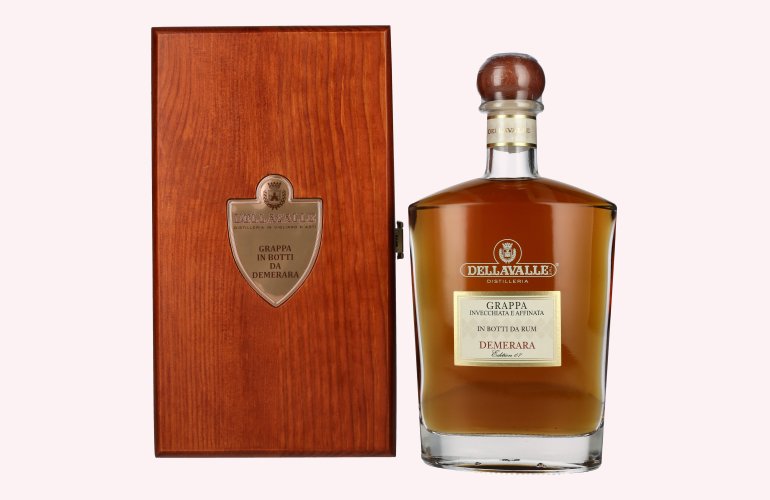 Dellavalle Grappa Demerara In Botti Da Rum Edition 07 42% Vol. 0,7l in Holzkiste
