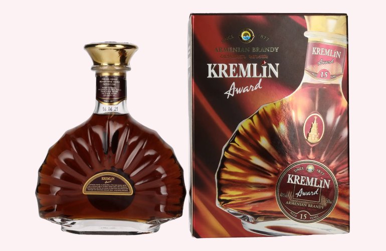Kremlin Award 15 Years Old Armenian Brandy 40% Vol. 0,5l en boîte cadeau