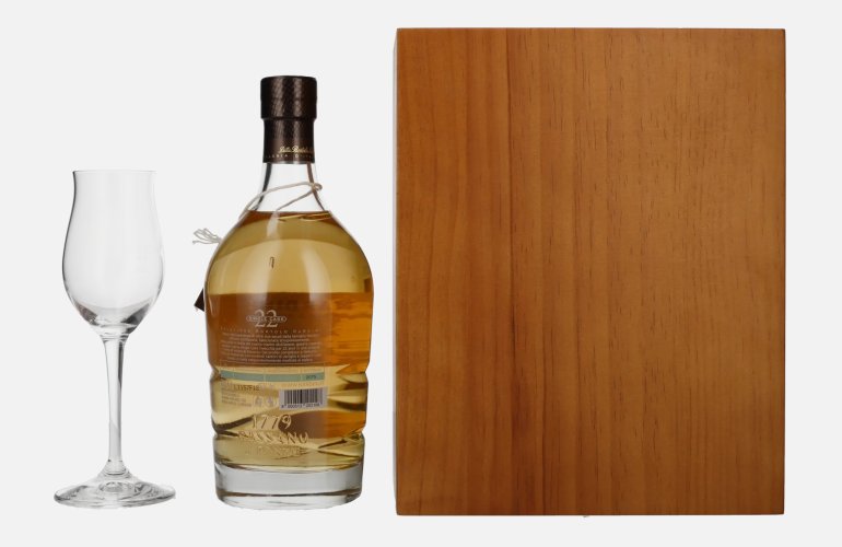 Nardini Grappa Riserva 22 ANNI Single Cask 45% Vol. 0,7l in Holzkiste met Glas