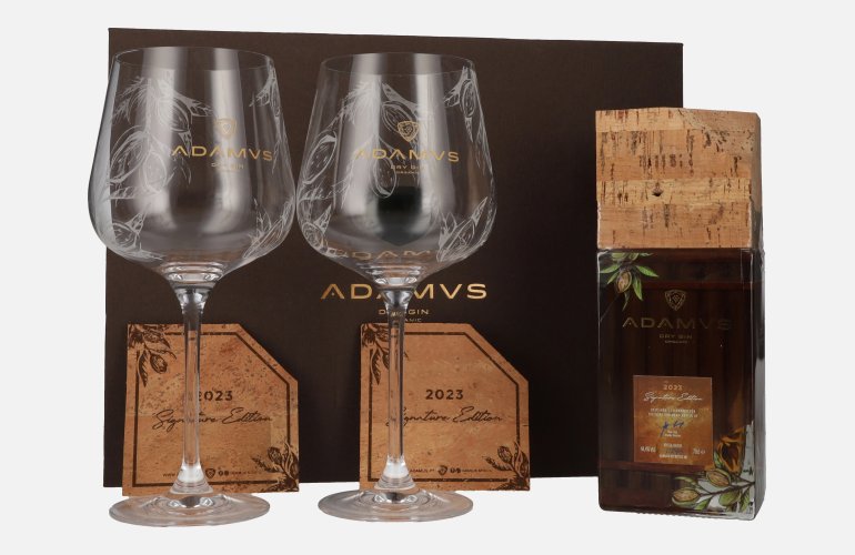 Adamus Dry Gin Organic Signature Edition 2023 44,4% Vol. 0,7l in geschenkverpakking met 2 Bril & Kork Untersetzer